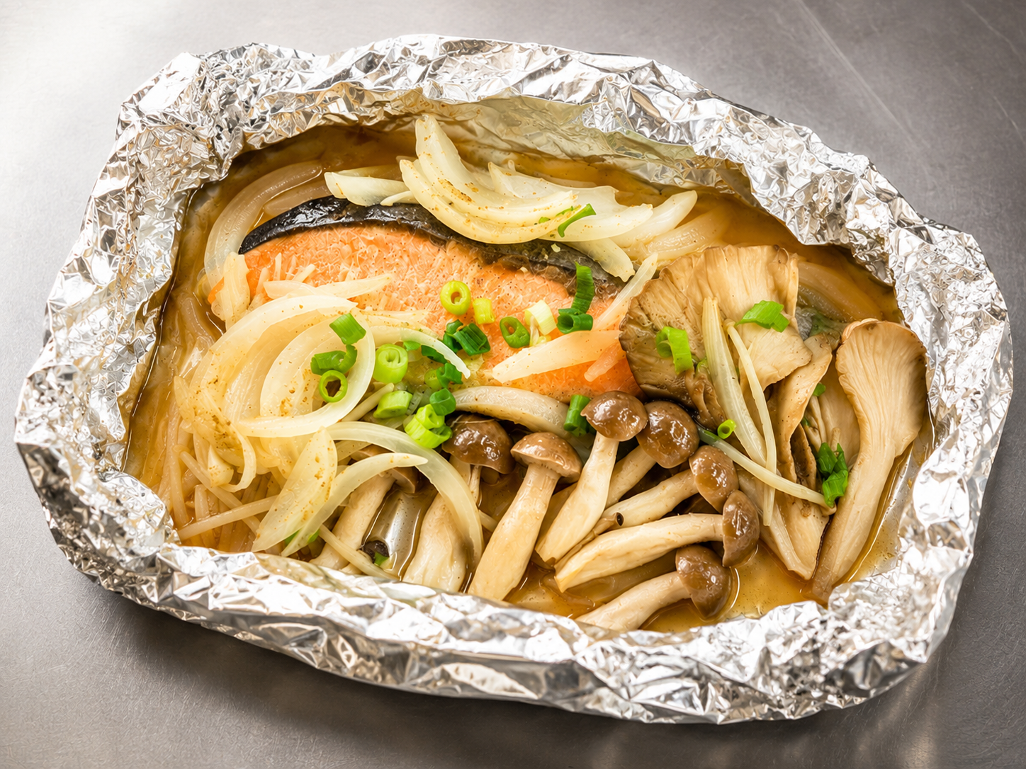 鮭ときのこのホイル焼き